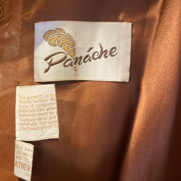 Gorgeous, timeless, leather jacket Napa y ante skin gear size 8 (more like a 4) - Picture 3 of 8